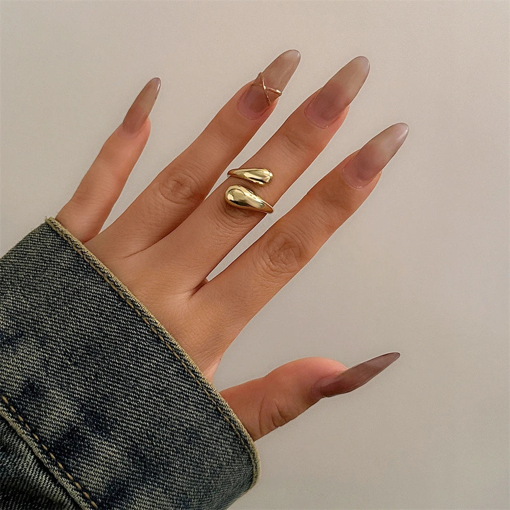 Bague Alora – Élégance Fluide en Or ou Argent