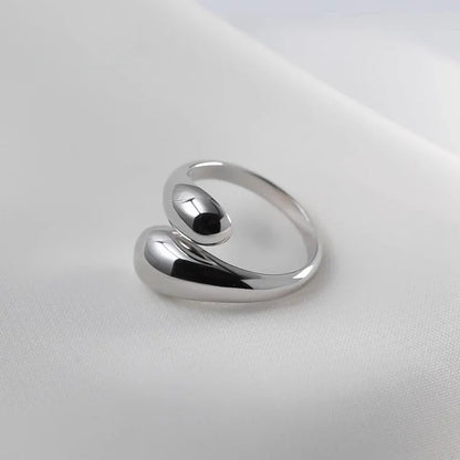 Bague Alora – Élégance Fluide en Or ou Argent